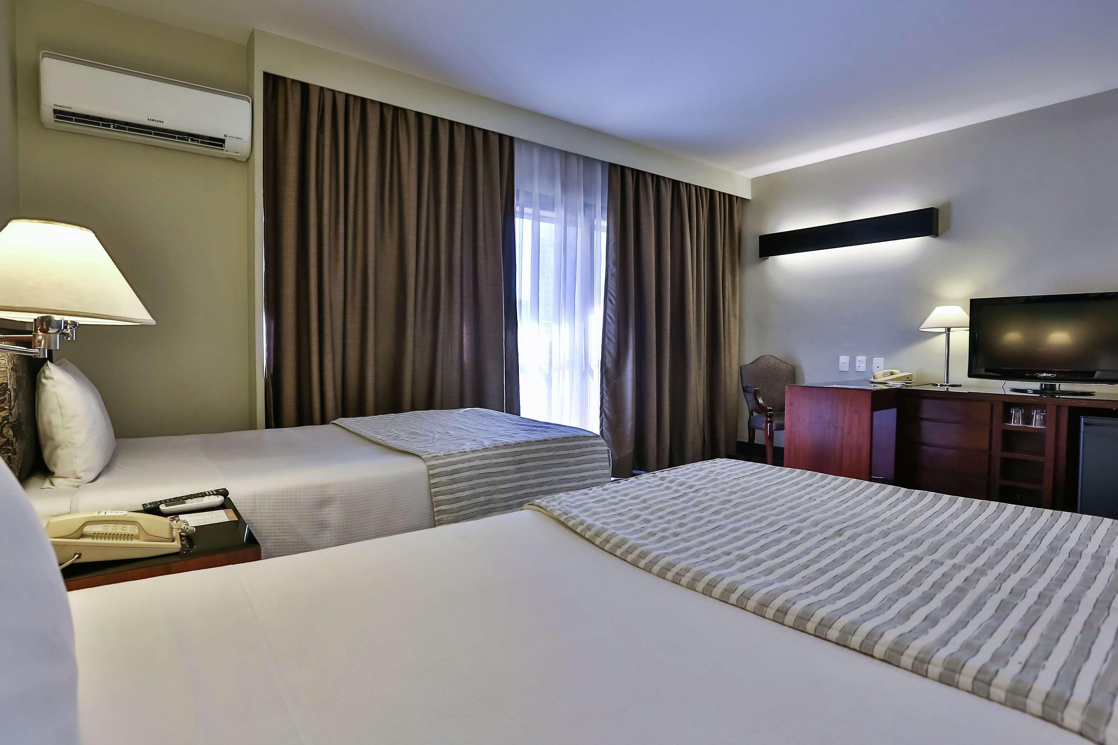 Hotel Double Tree By Hilton Sao Paulo Itaim Exterior foto A typical room at the hotel
