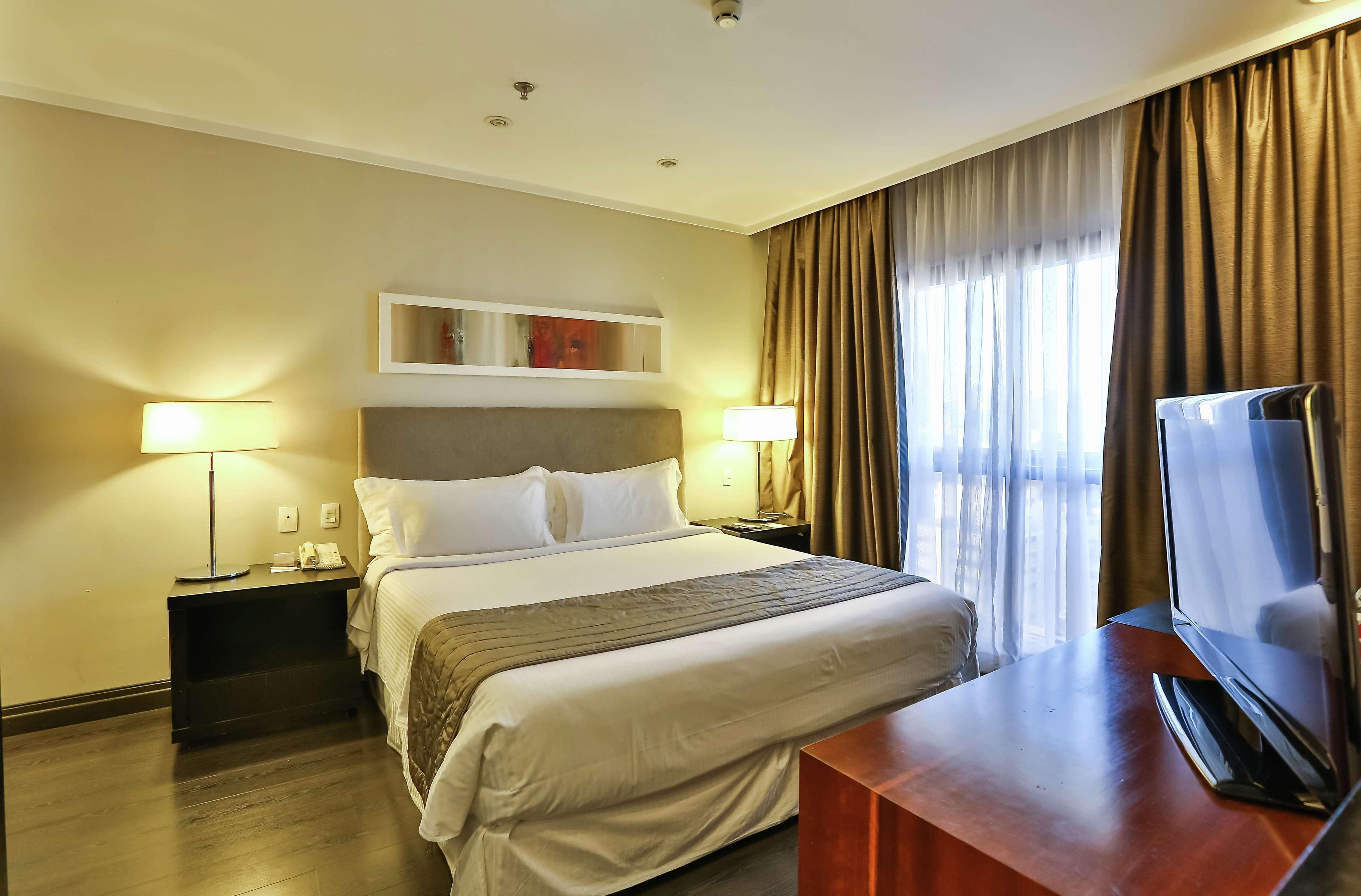 Hotel Double Tree By Hilton Sao Paulo Itaim Exterior foto A bedroom at the hotel